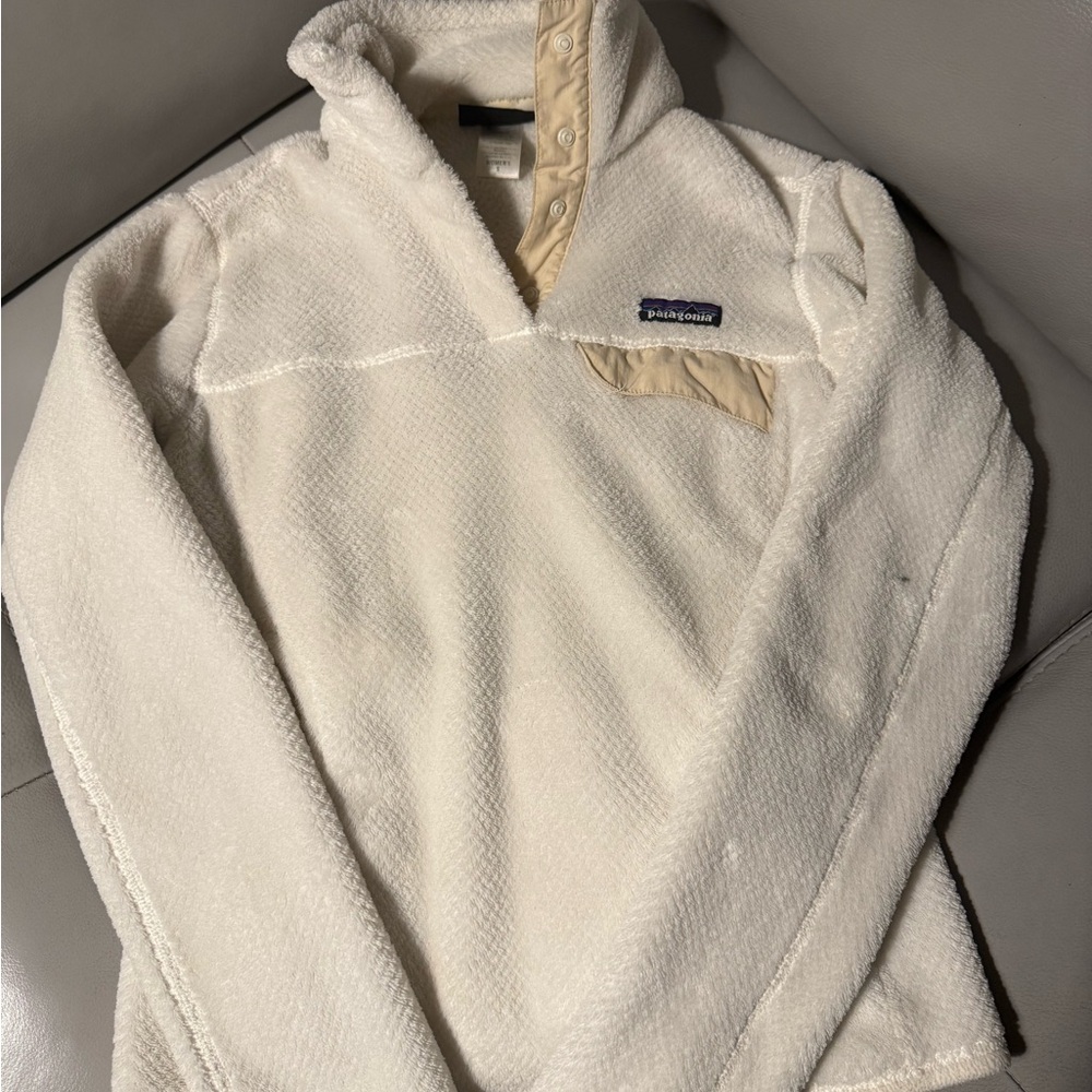 Patagonia Women’s Pullover Sweater